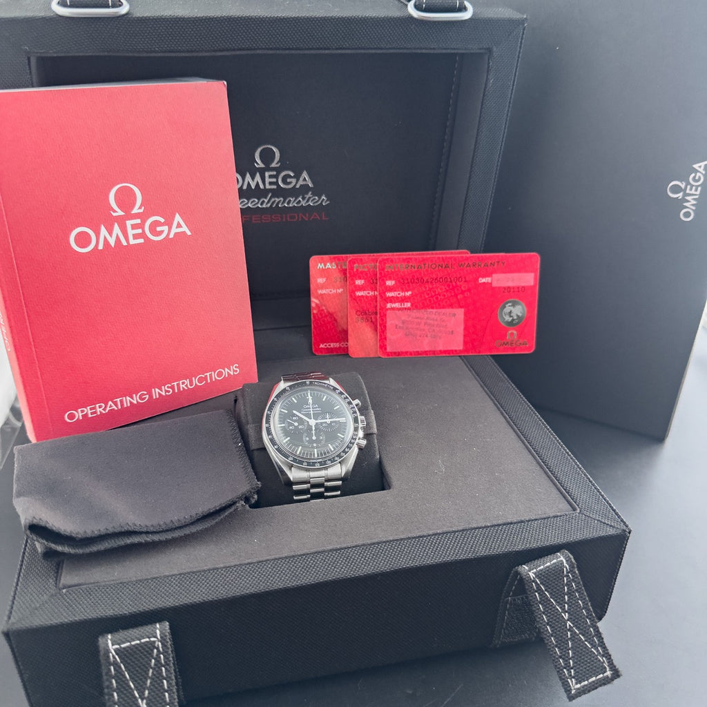 Pre-Owned Omega Speedmaster Professional Moonwatch Full Set & Full Links