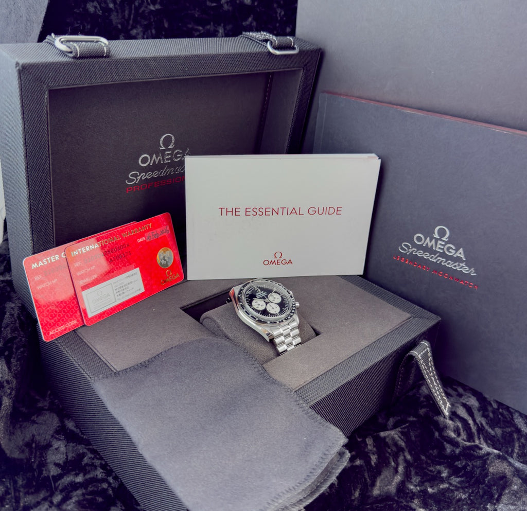 Omega Reverse Panda Speedmaster Professional Moonwatch