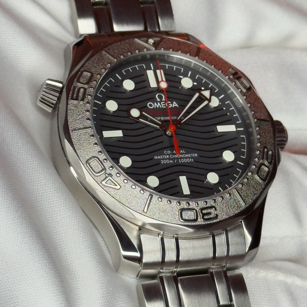 Omega Seamaster Diver 300M Nekton Edition — Ref. 210.30.42.20.01.002