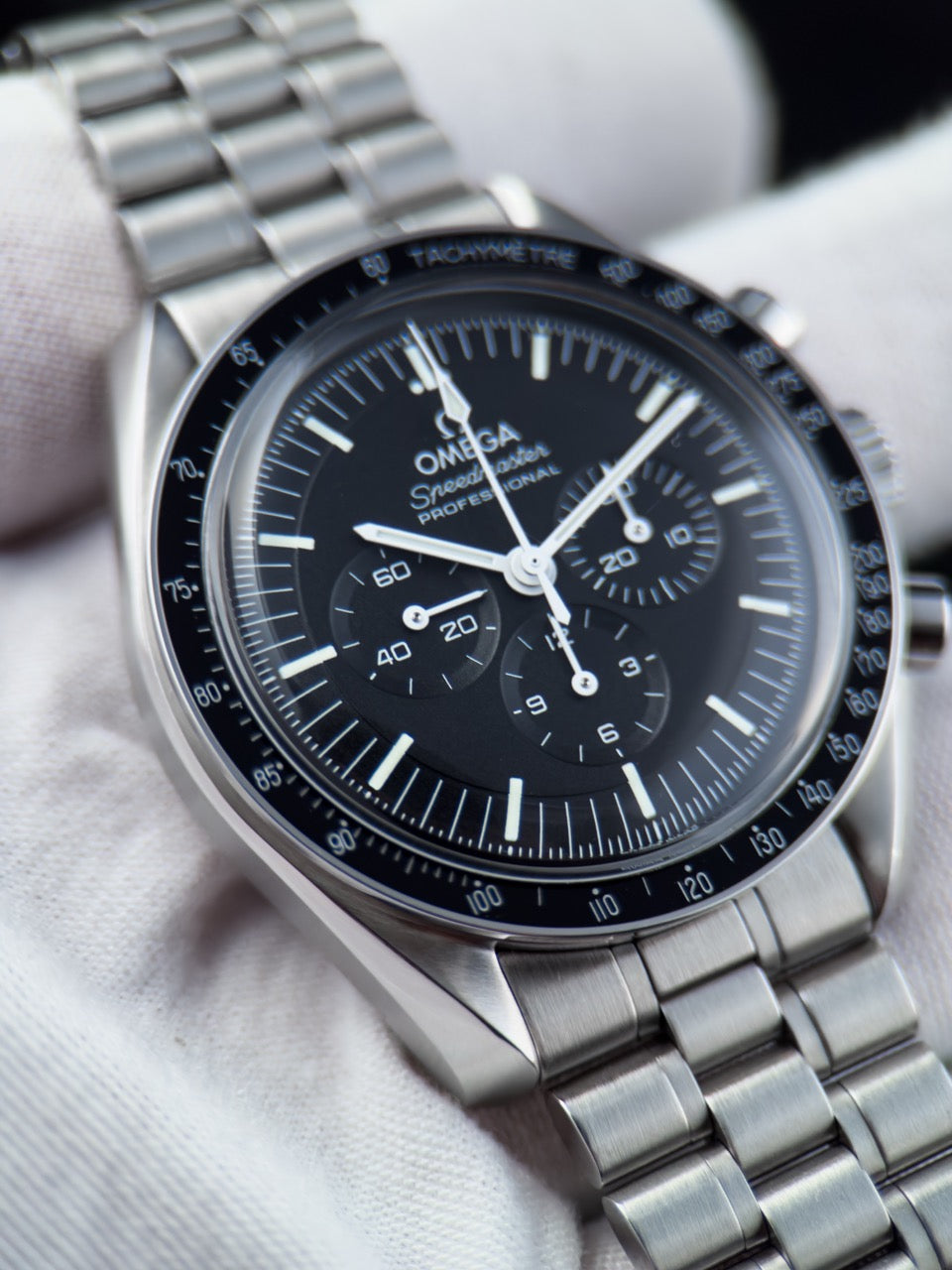 Pre-Owned Omega Speedmaster Professional Moonwatch Full Set & Full Links