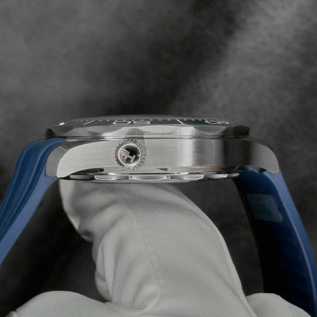Omega Seamaster Diver 300M "Blue Wave" — Ref. 210.32.42.20.03.001