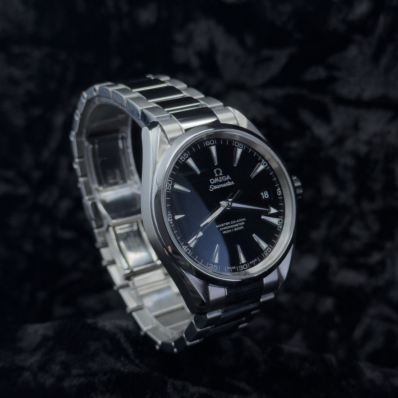 Omega Seamaster Aqua Terra 150M — Black Dial — Ref. 231.10.42.21.01.003 — 2015 — Box & Papers