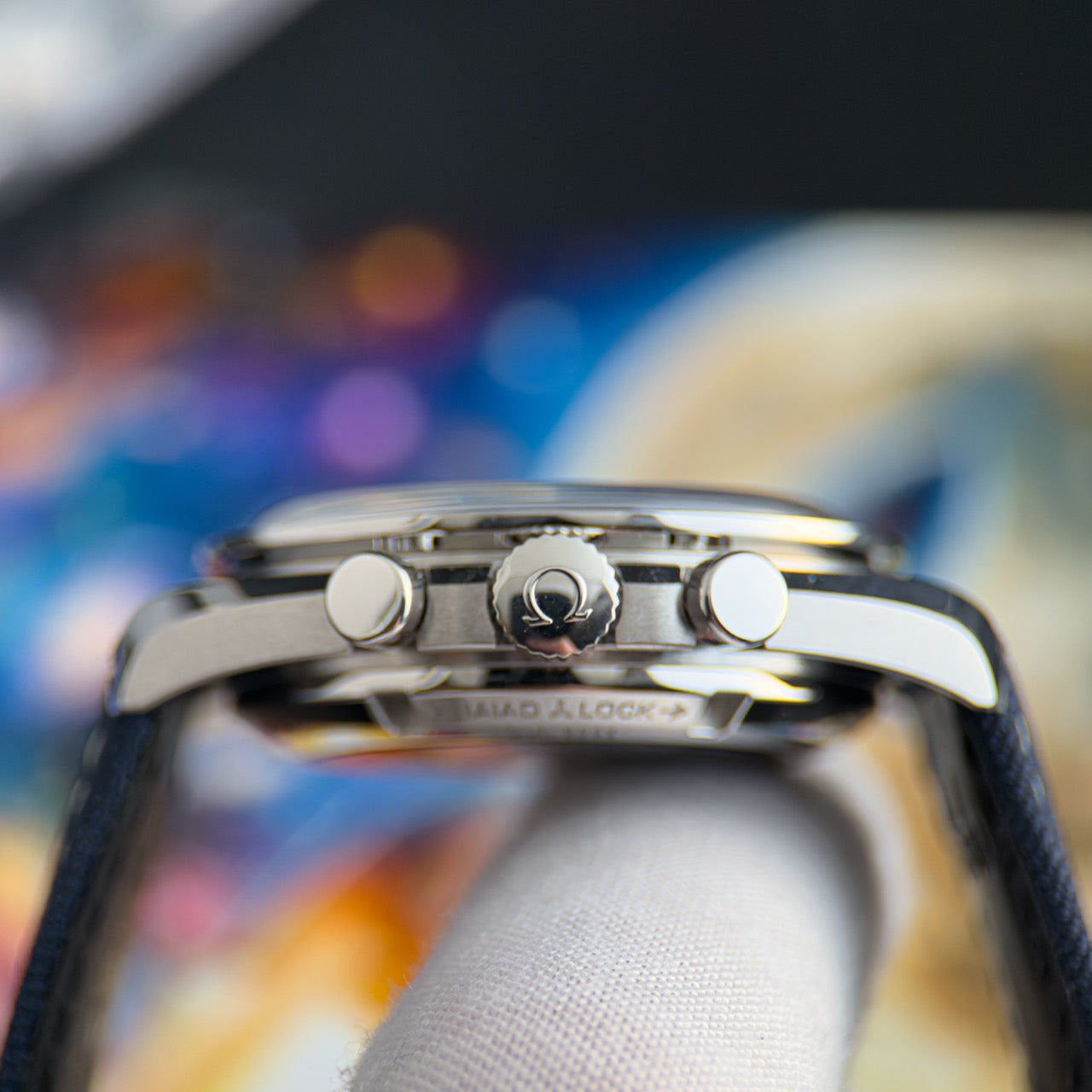 Omega Speedmaster “Silver Snoopy Award” 50th Anniversary – Ref. 310.32.42.50.02.001 Box + Papers