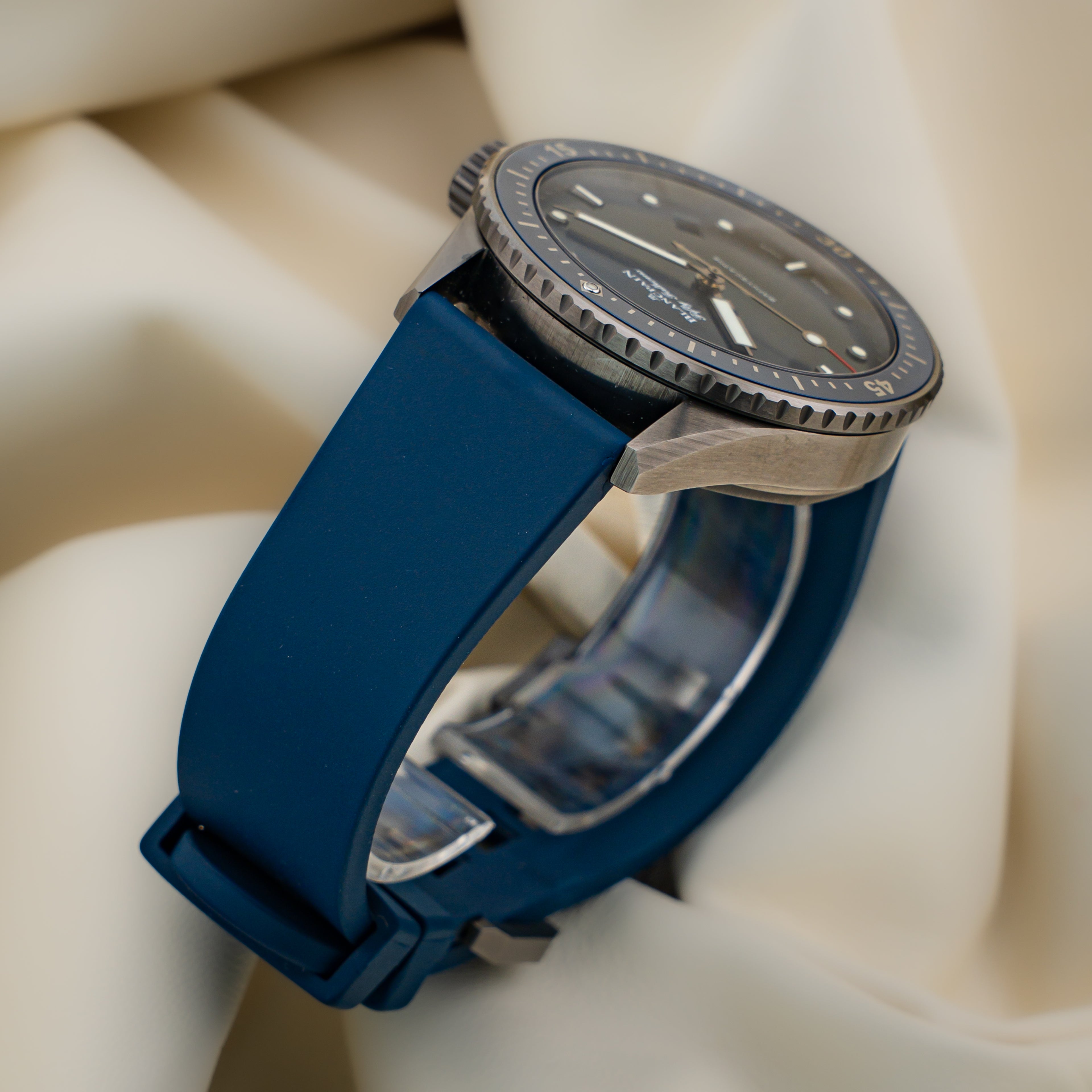 Blancpain Fifty Fathoms Bathyscaphe — Grey Ceramic — Ref. 5000-0240-052A — 2023 — Full Set