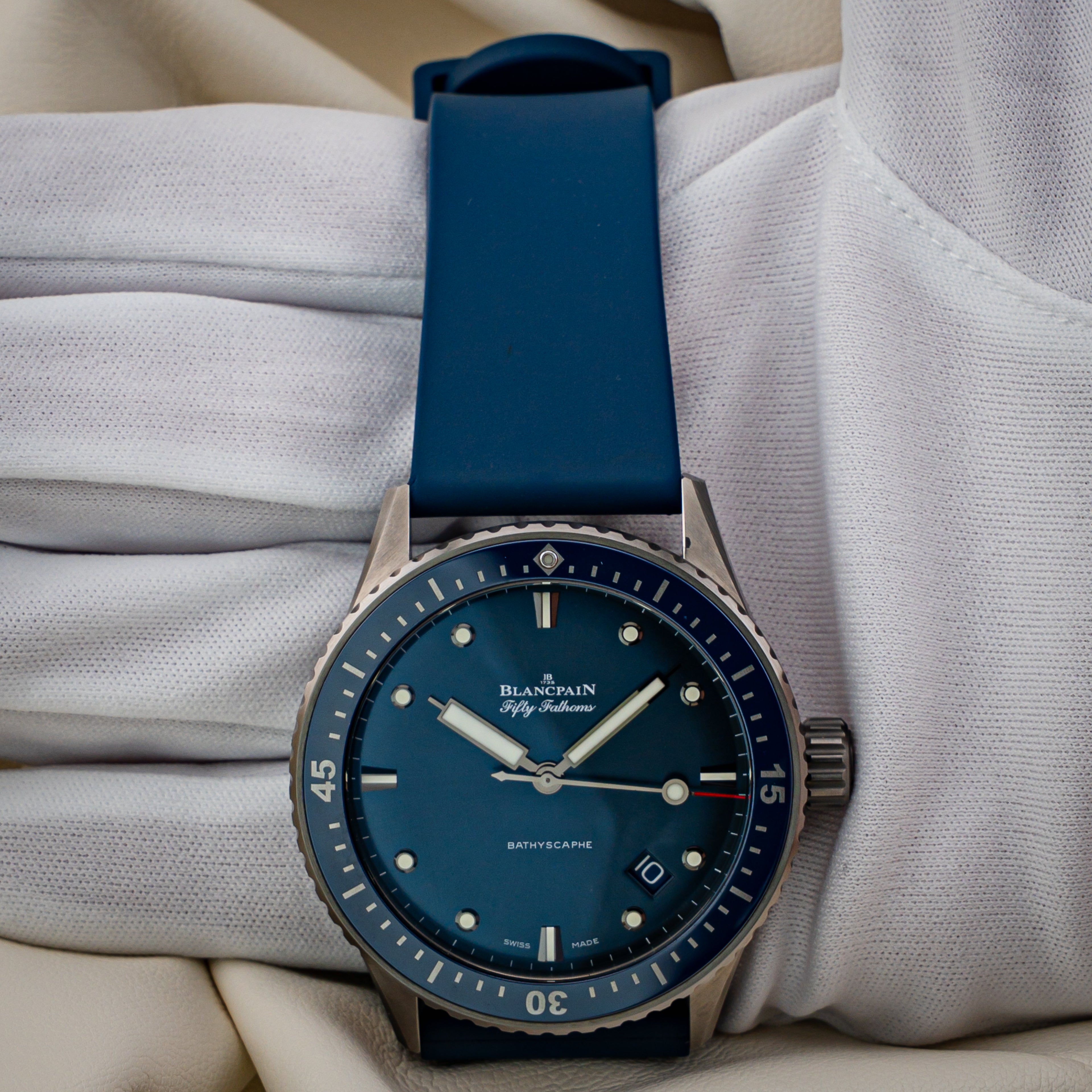Blancpain Fifty Fathoms Bathyscaphe — Grey Ceramic — Ref. 5000-0240-052A — 2023 — Full Set