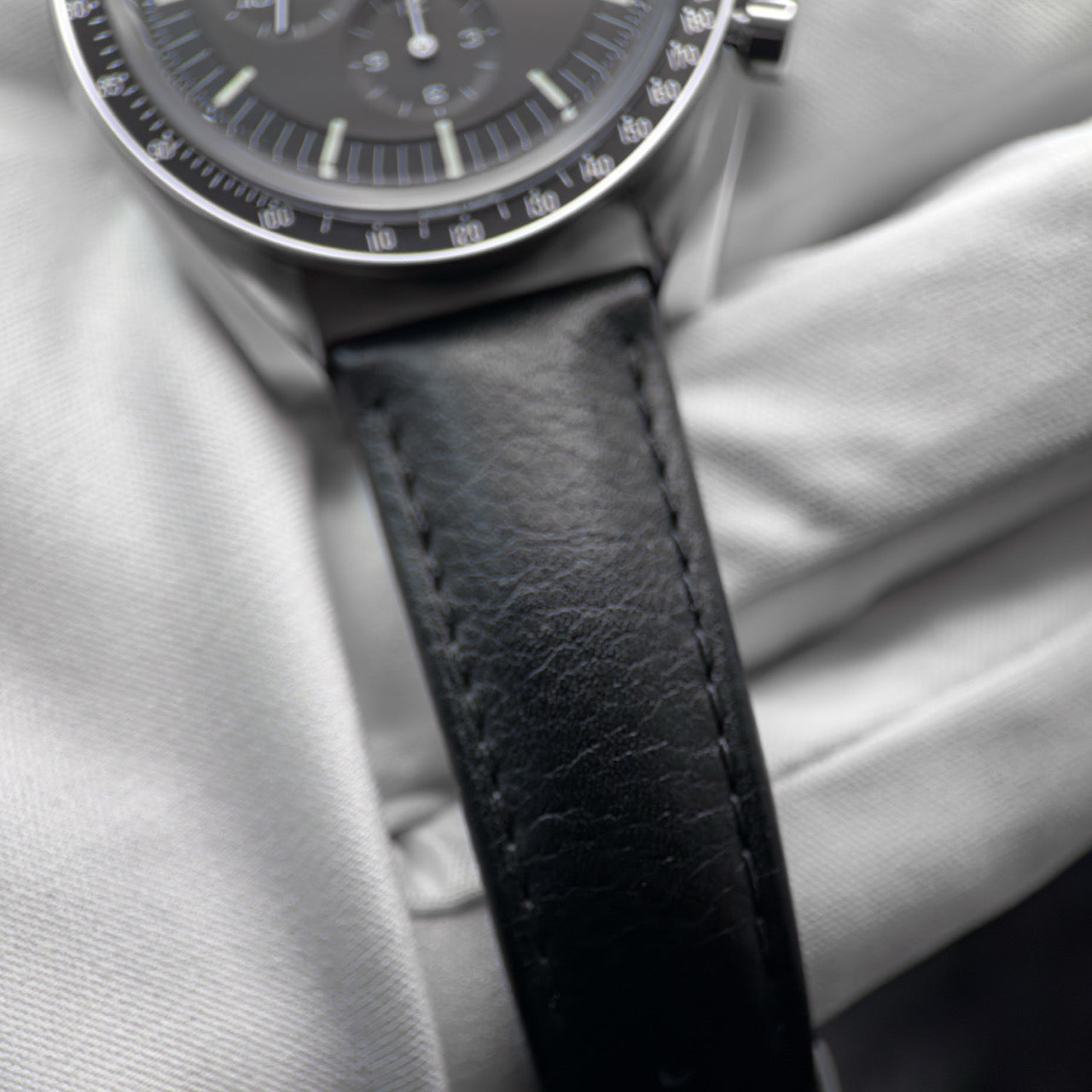 Omega Speedmaster Moonwatch Professional 310.32.42.50.01.002 — Sapphire Caseback — Full Set 2022