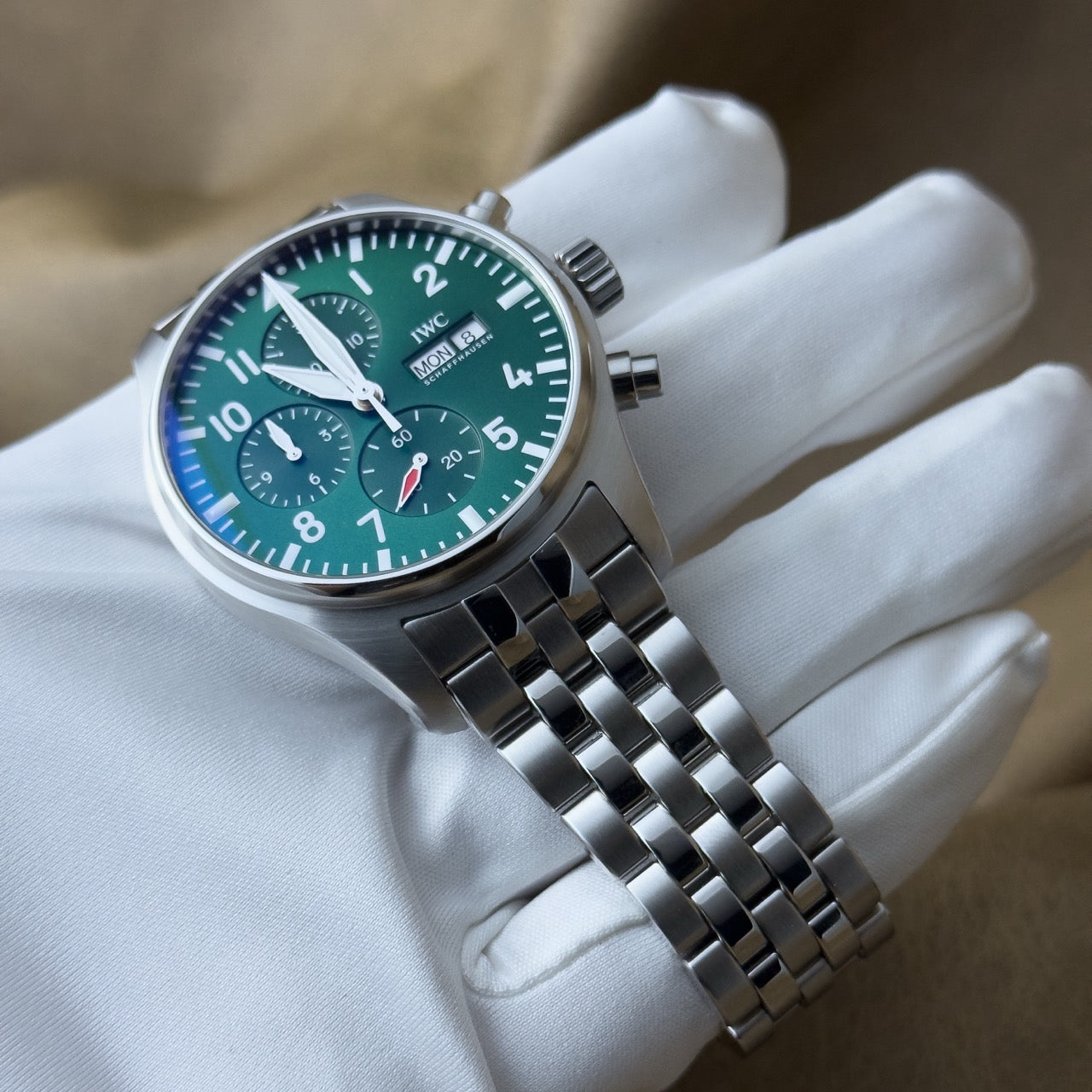 IWC Pilot's Watch Chronograph 43 — Green Dial — Ref. IW378006 — 2023 — Full Set — Extended Warranty to 2031