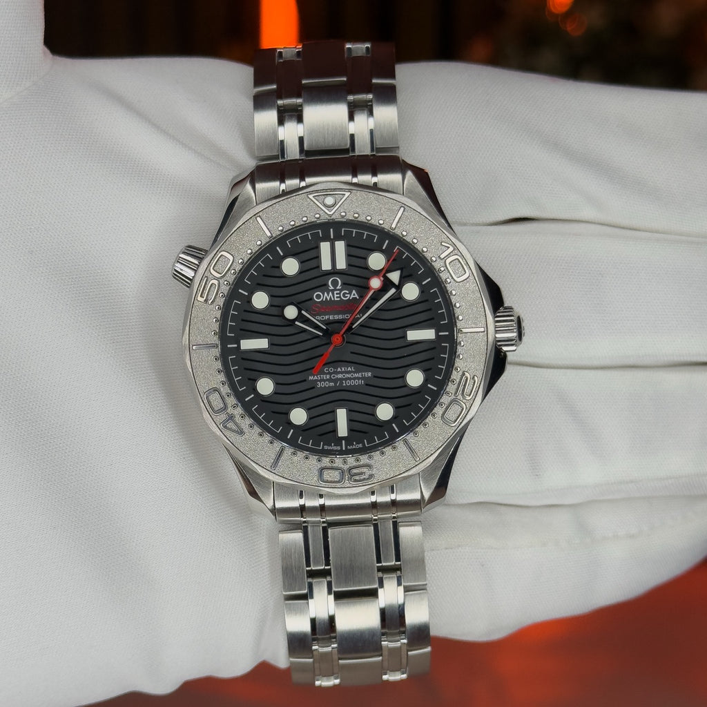 Omega Seamaster Diver 300M Nekton Edition — Ref. 210.30.42.20.01.002