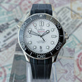 Pre-owned Omega Seamaster Diver 300M white dial 210.32.42.20.04.001 box and papers — The Crown & Crystal Chandler AZ