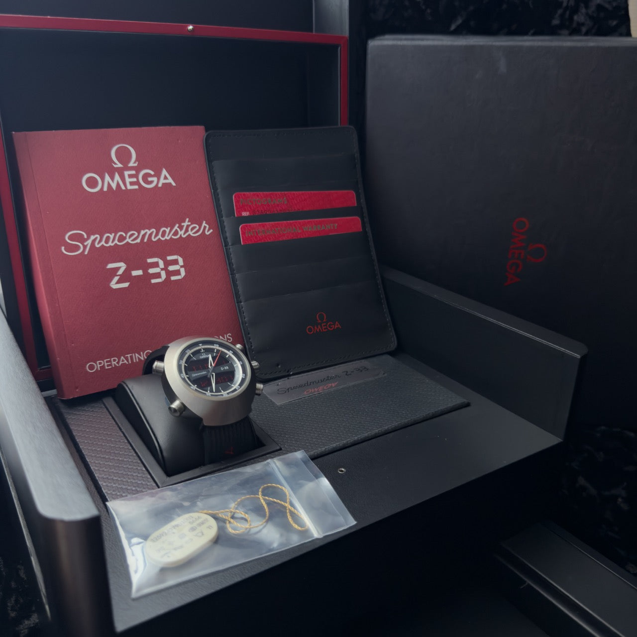 Omega Speedmaster Spacemaster Z-33 Titanium Watch 325.92.43.79.01.001