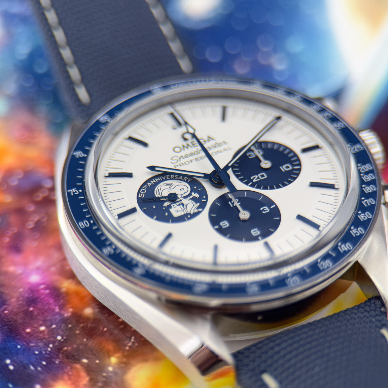 Omega Speedmaster “Silver Snoopy Award” 50th Anniversary – Ref. 310.32.42.50.02.001 Box + Papers