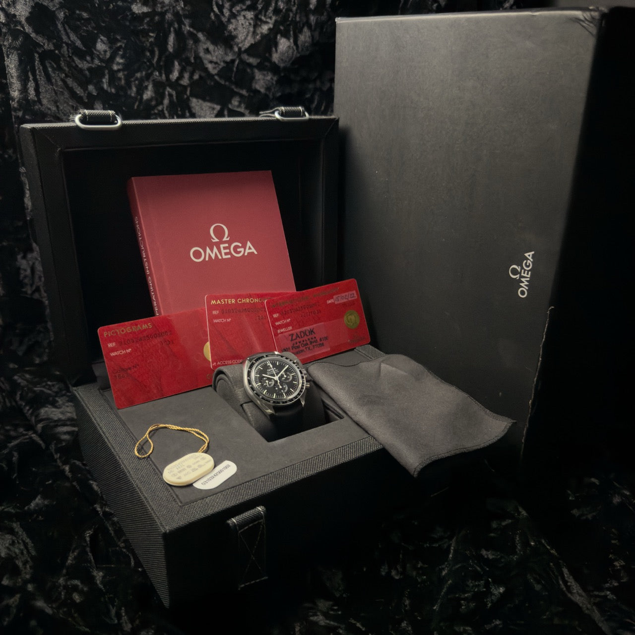 Omega Speedmaster Moonwatch Professional 310.32.42.50.01.002 — Sapphire Caseback — Full Set 2022