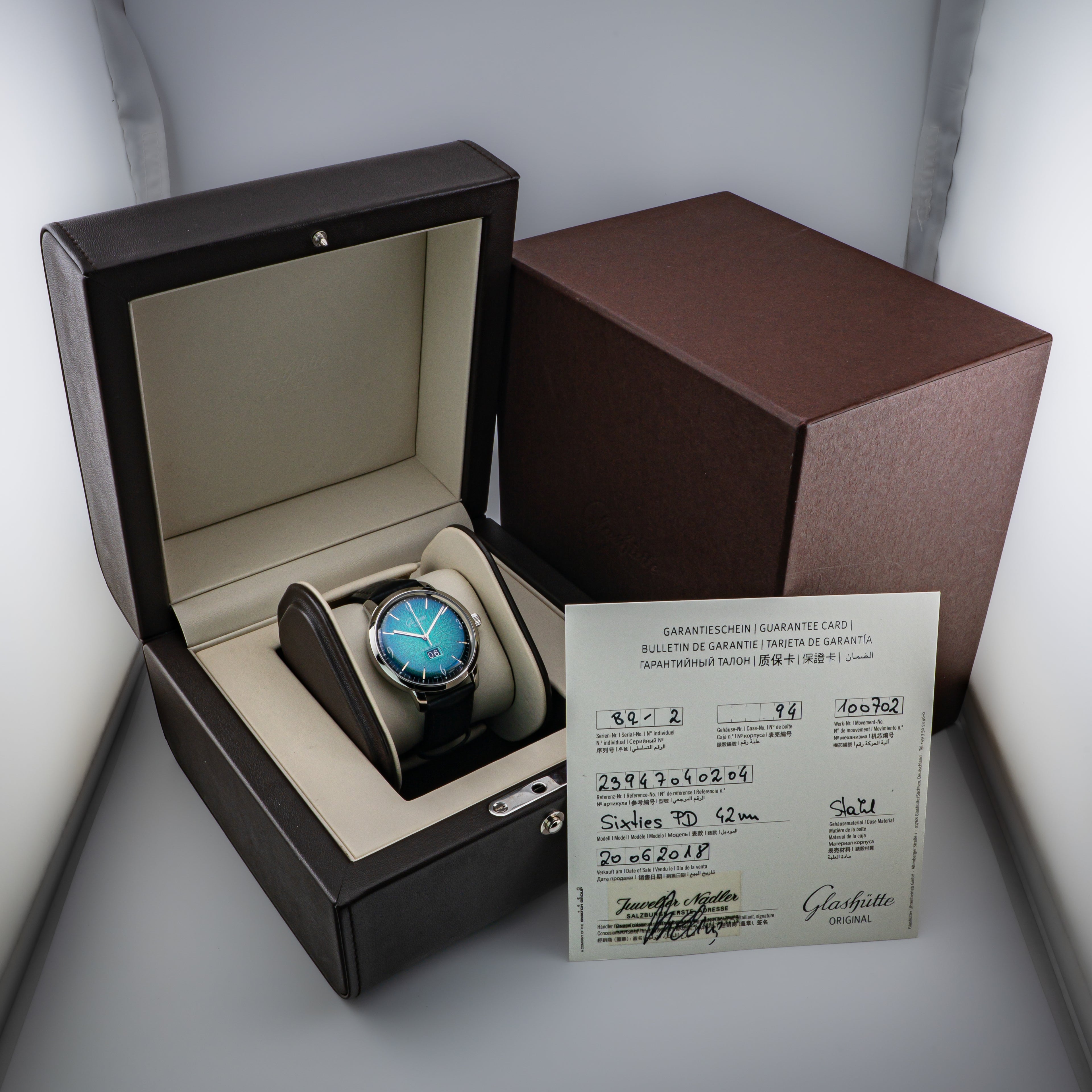 Glashütte Original Sixties Panorama Date — Green Dial — Ref. 2-39-47-04-02-04 — 2018 — Box & Papers