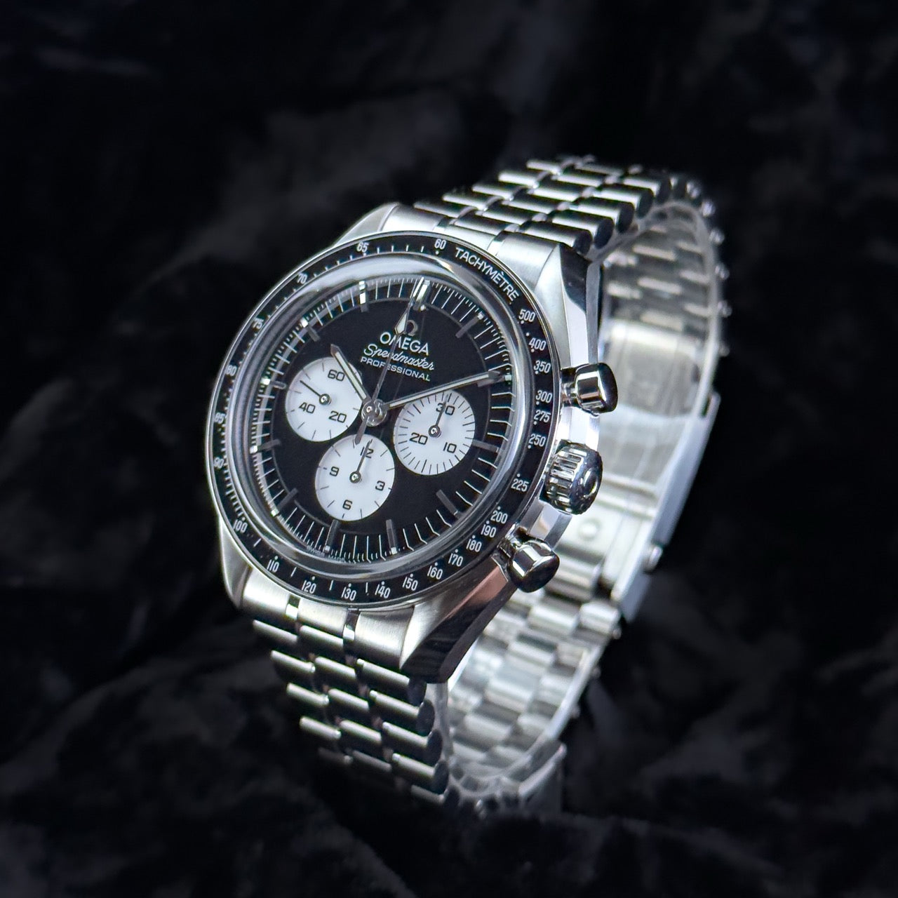 Omega Reverse Panda Speedmaster Professional Moonwatch