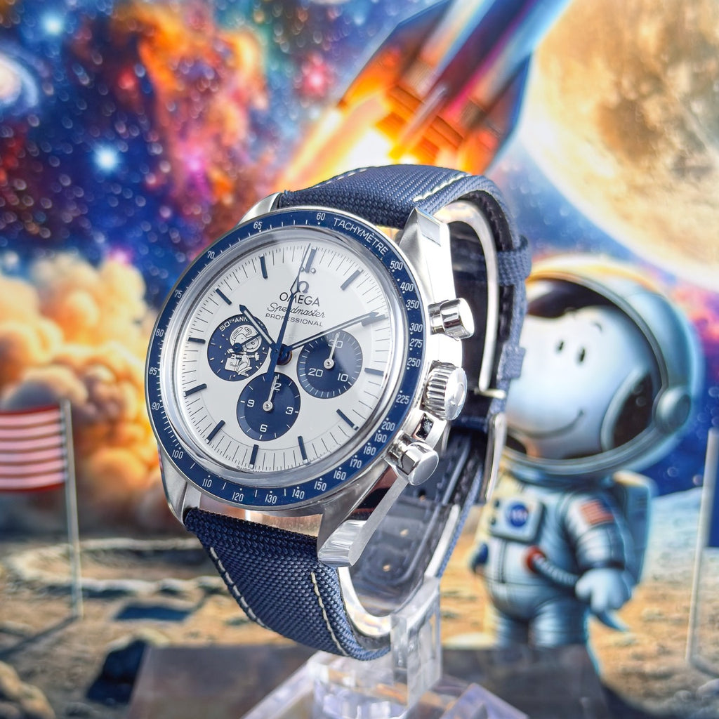 Omega Speedmaster “Silver Snoopy Award” 50th Anniversary – Ref. 310.32.42.50.02.001 Box + Papers