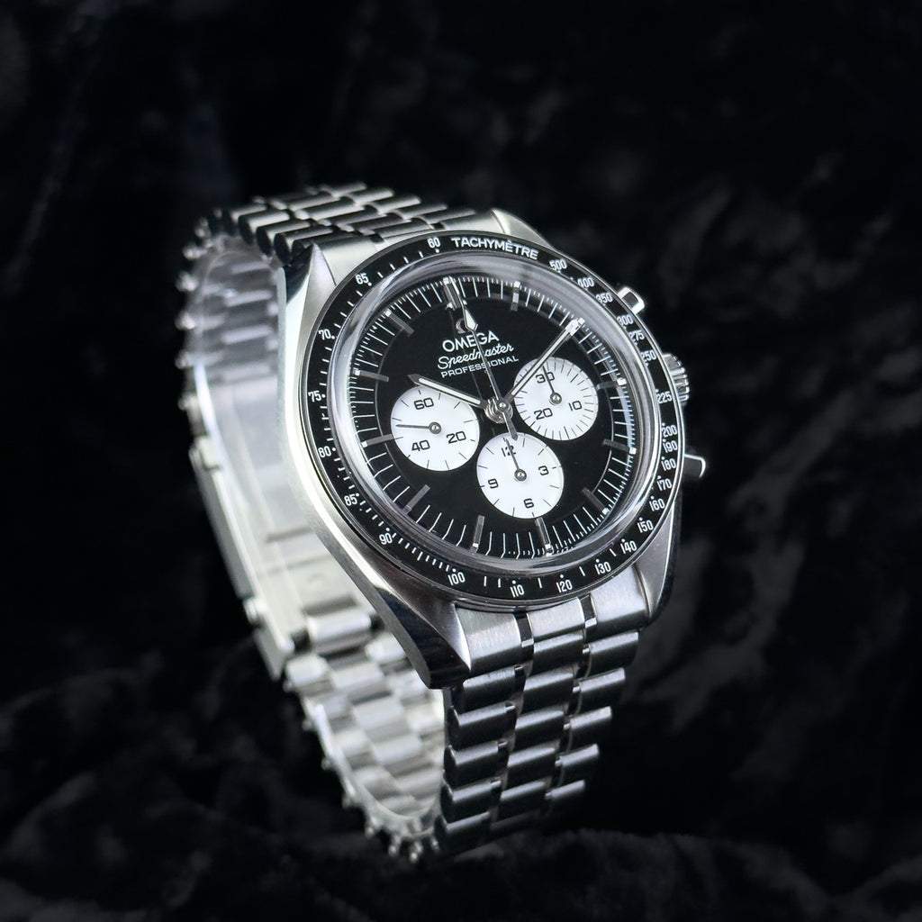 Omega Reverse Panda Speedmaster Professional Moonwatch