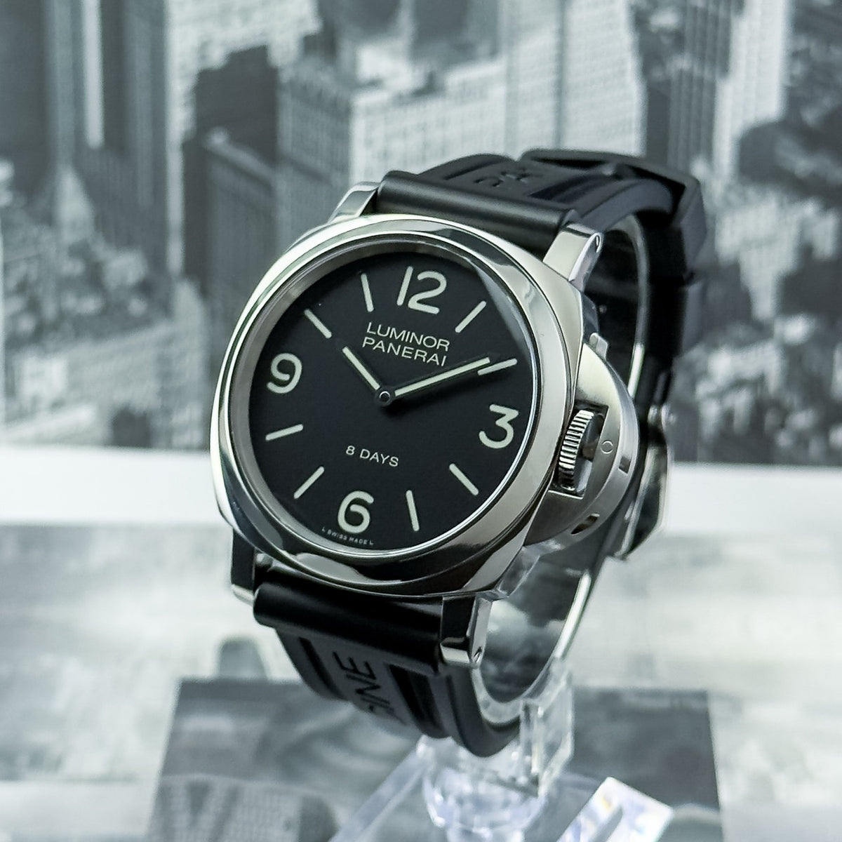 Pre-owned Panerai Luminor 44mm 8 Days PAM00560 steel black complete set — The Crown & Crystal Chandler AZ