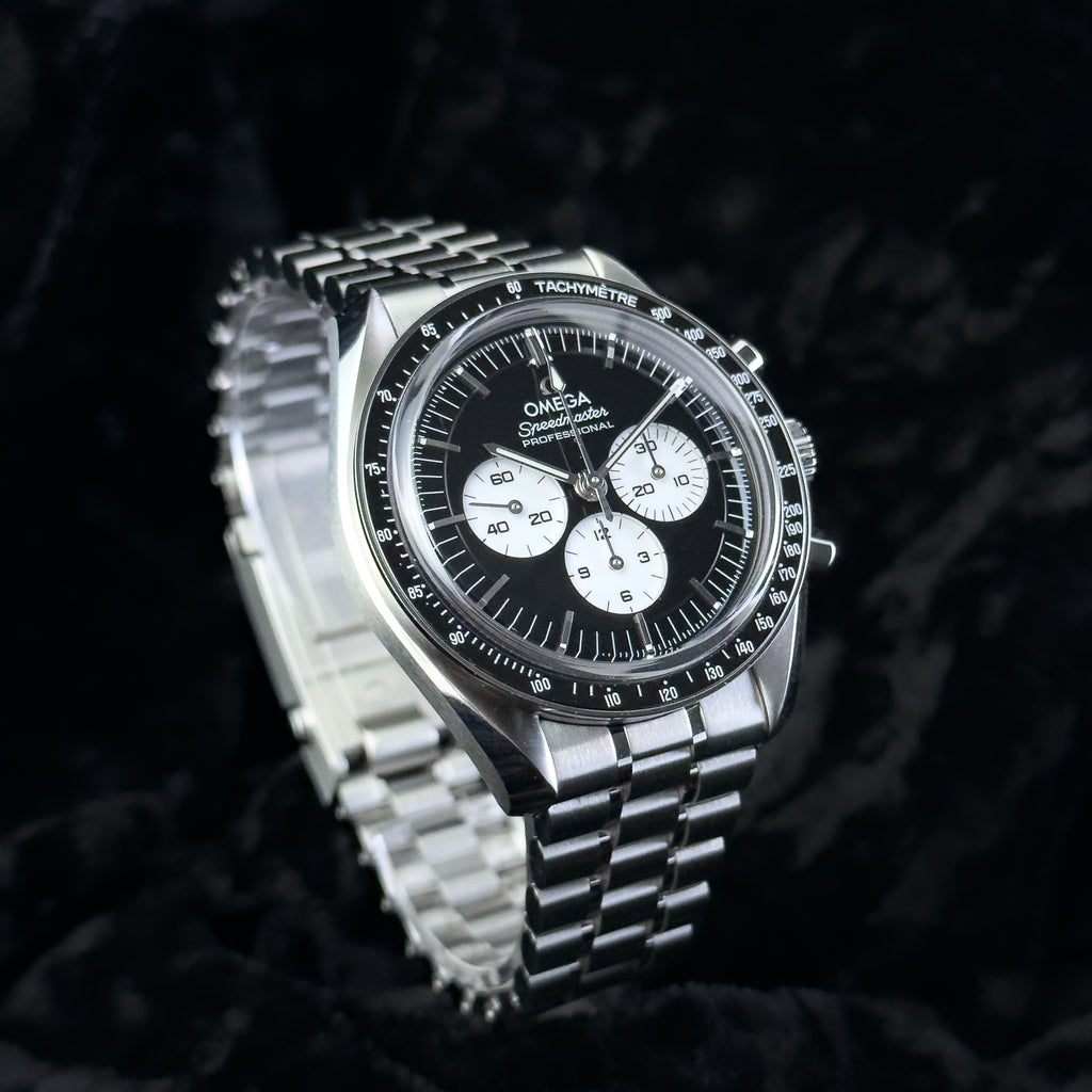 Omega Reverse Panda Speedmaster Professional Moonwatch