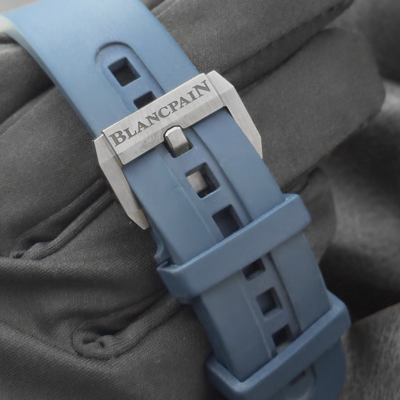 Blancpain Fifty Fathoms Bathyscaphe — Grey Ceramic — Ref. 5000-0240-052A — 2023 — Full Set