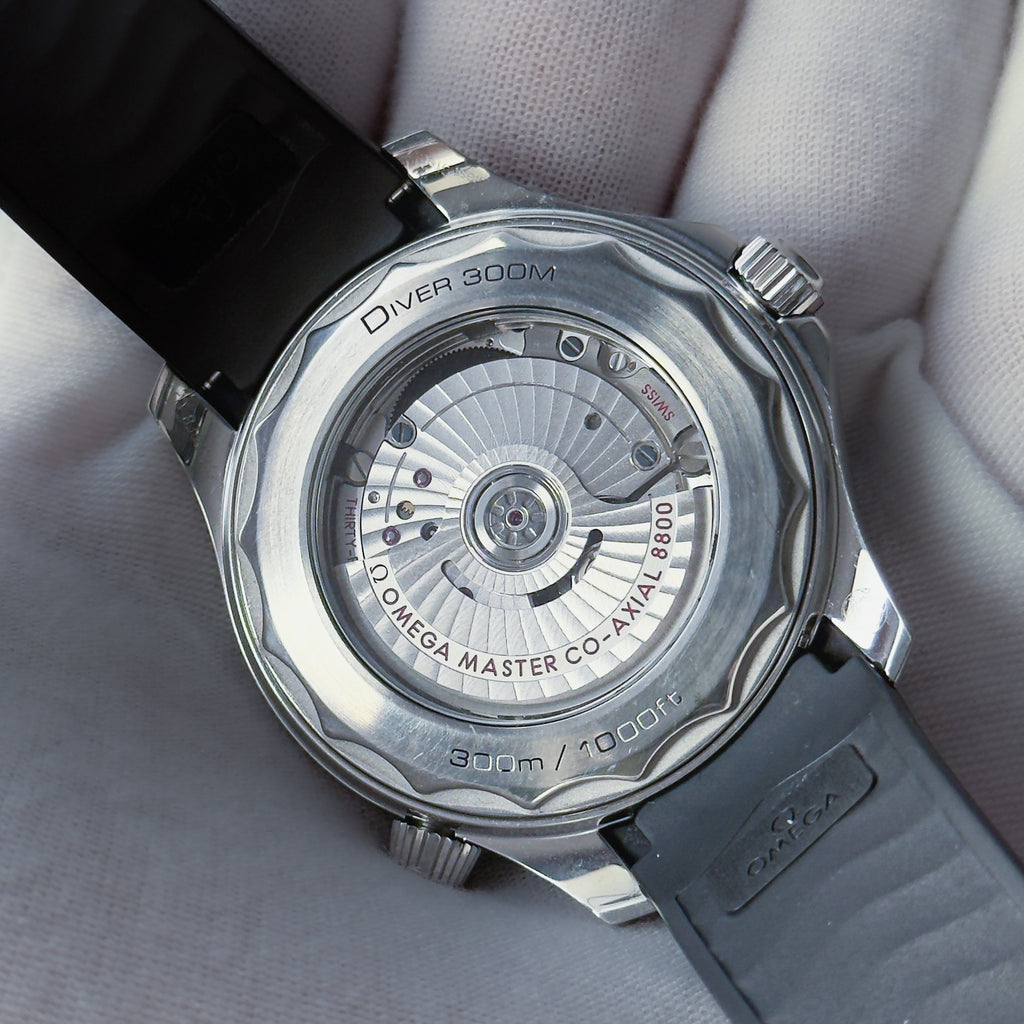 Pre-owned Omega Seamaster Diver 300M white dial 210.32.42.20.04.001 box and papers — The Crown & Crystal Chandler AZ