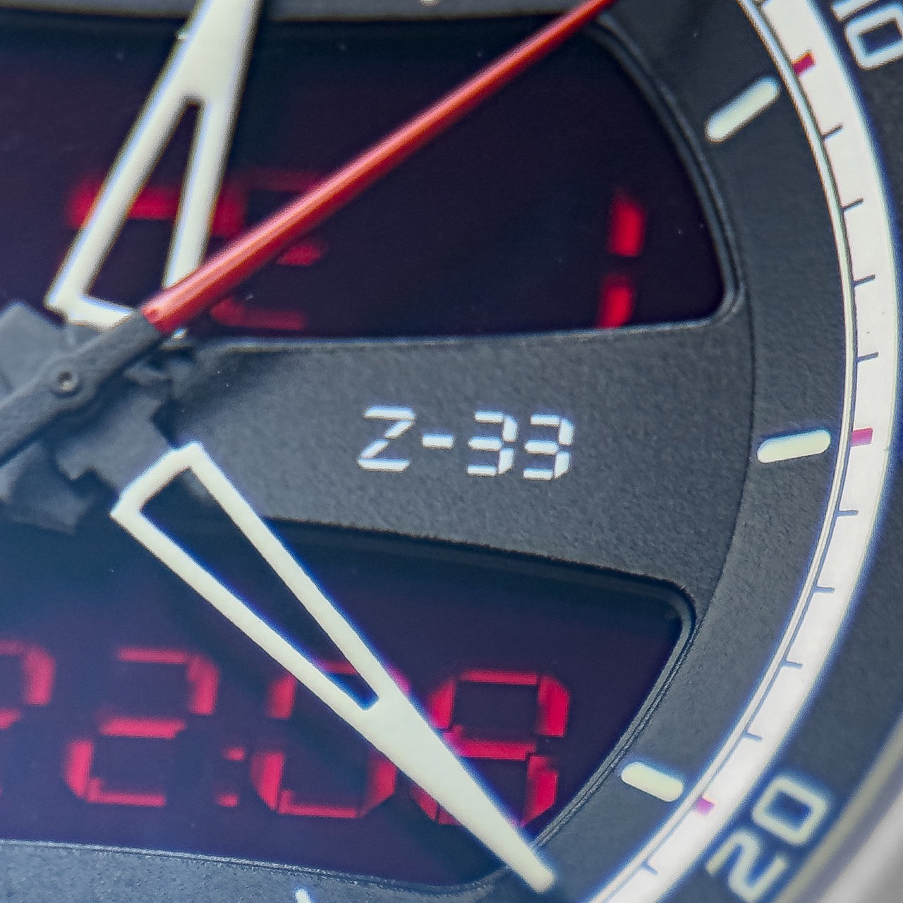 Omega Speedmaster Spacemaster Z-33 Titanium Watch 325.92.43.79.01.001
