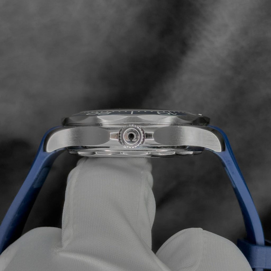Omega Seamaster Diver 300M "Blue Wave" — Ref. 210.32.42.20.03.001