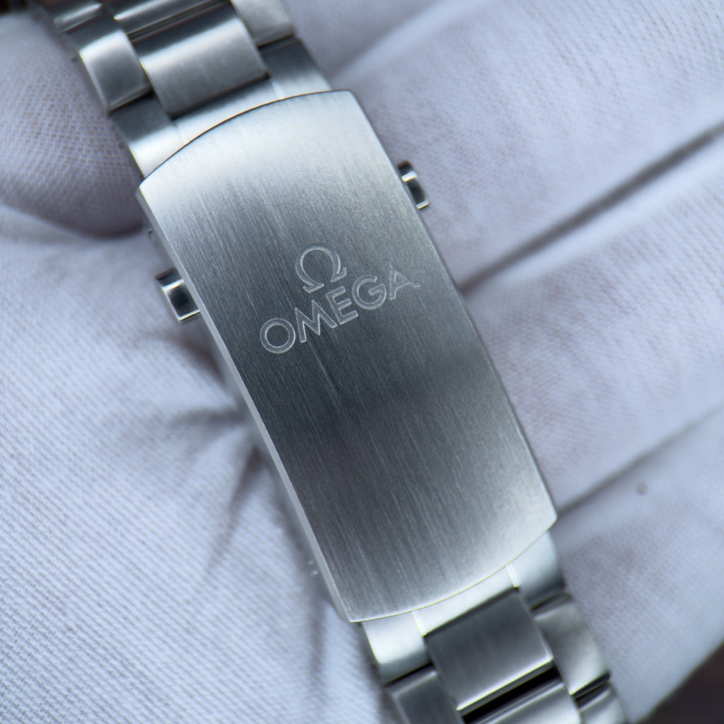 OMEGA Seamaster Planet Ocean 600M 215.30.44.21.01.002 44mm Box & Papers