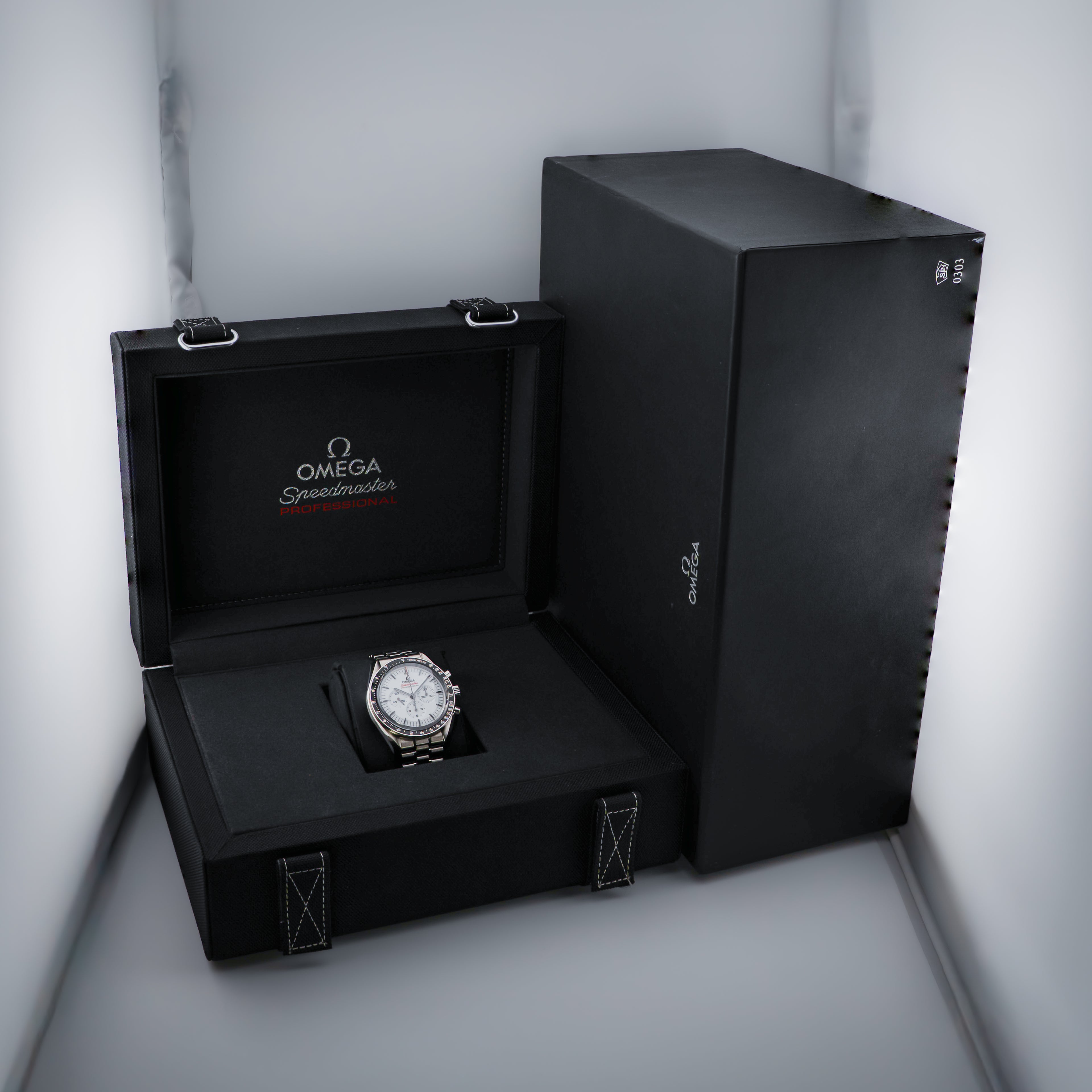 Omega Speedmaster Moonwatch Professional 42mm 310.30.42.50.01.001 | Full Set