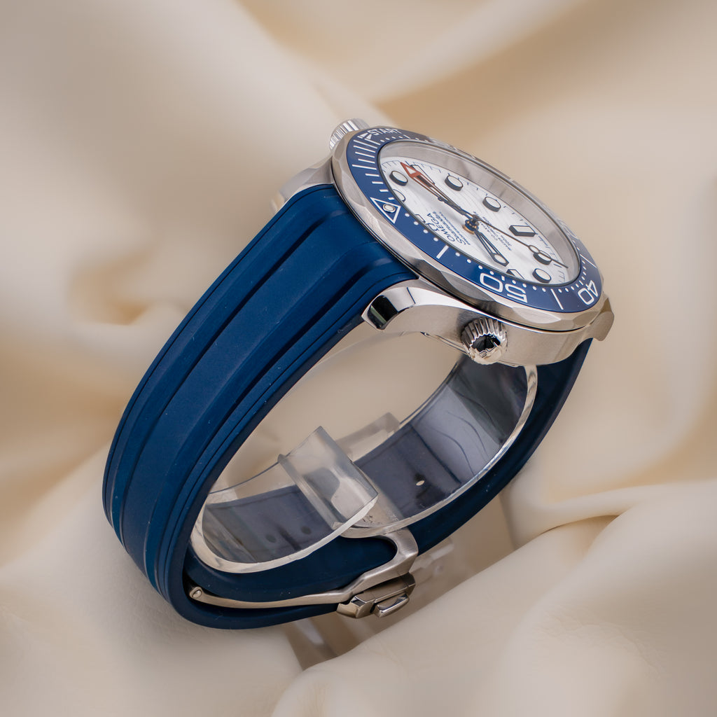 Omega Seamaster Diver 300M America’s Cup Barcelona 42mm Box & Papers