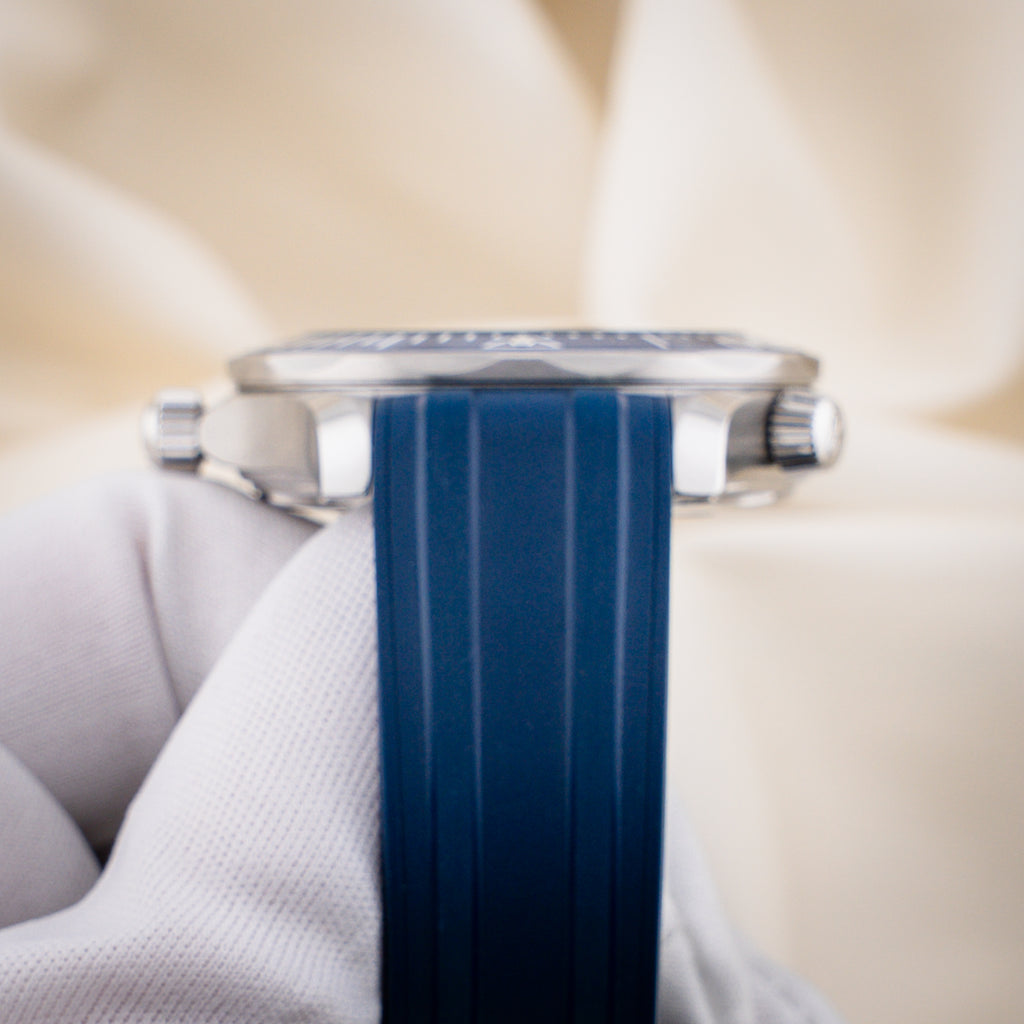 Omega Seamaster Diver 300M America’s Cup Barcelona 42mm Box & Papers