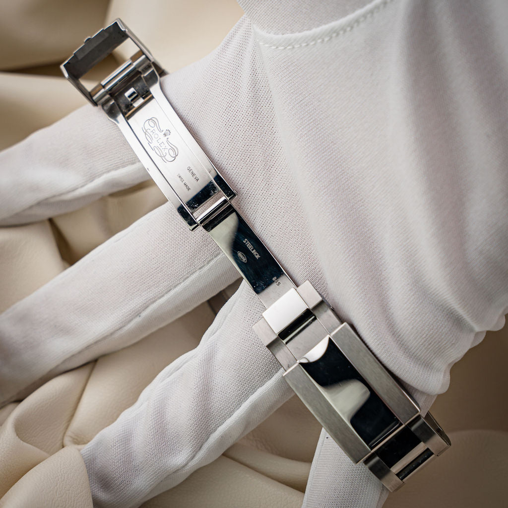 Rolex Cosmograph "Panda" Daytona — Reference 116500LN