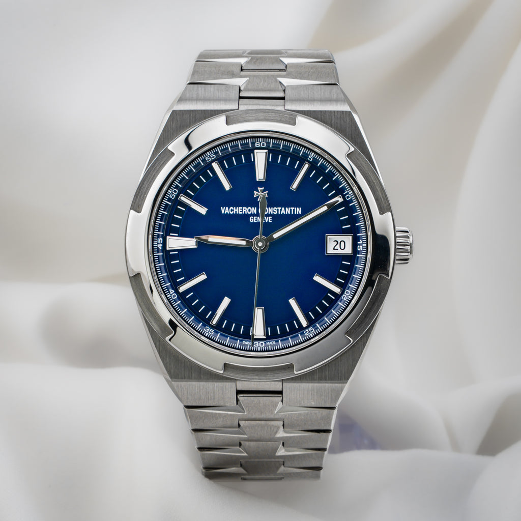 Pre-Owned Vacheron Constantin Overseas — Ref. 4500V/110A-B128