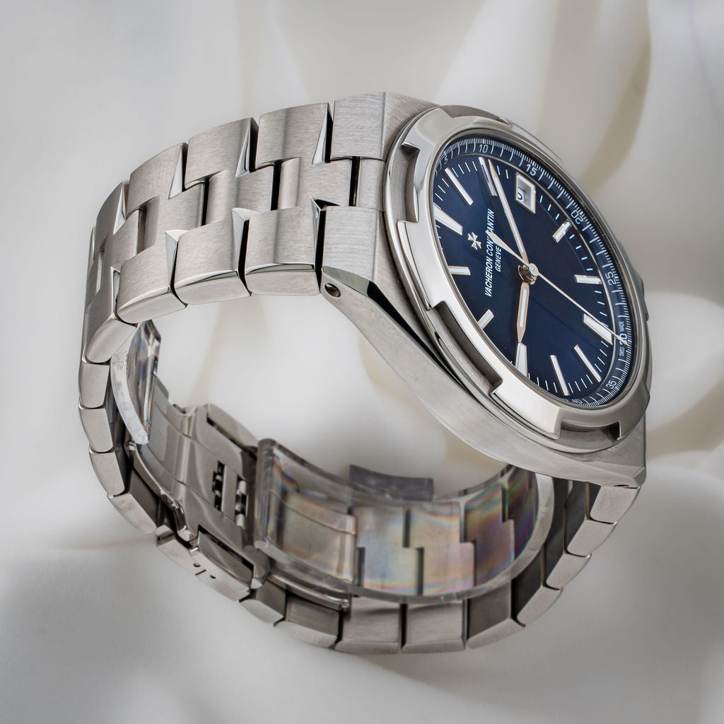 Pre-Owned Vacheron Constantin Overseas — Ref. 4500V/110A-B128