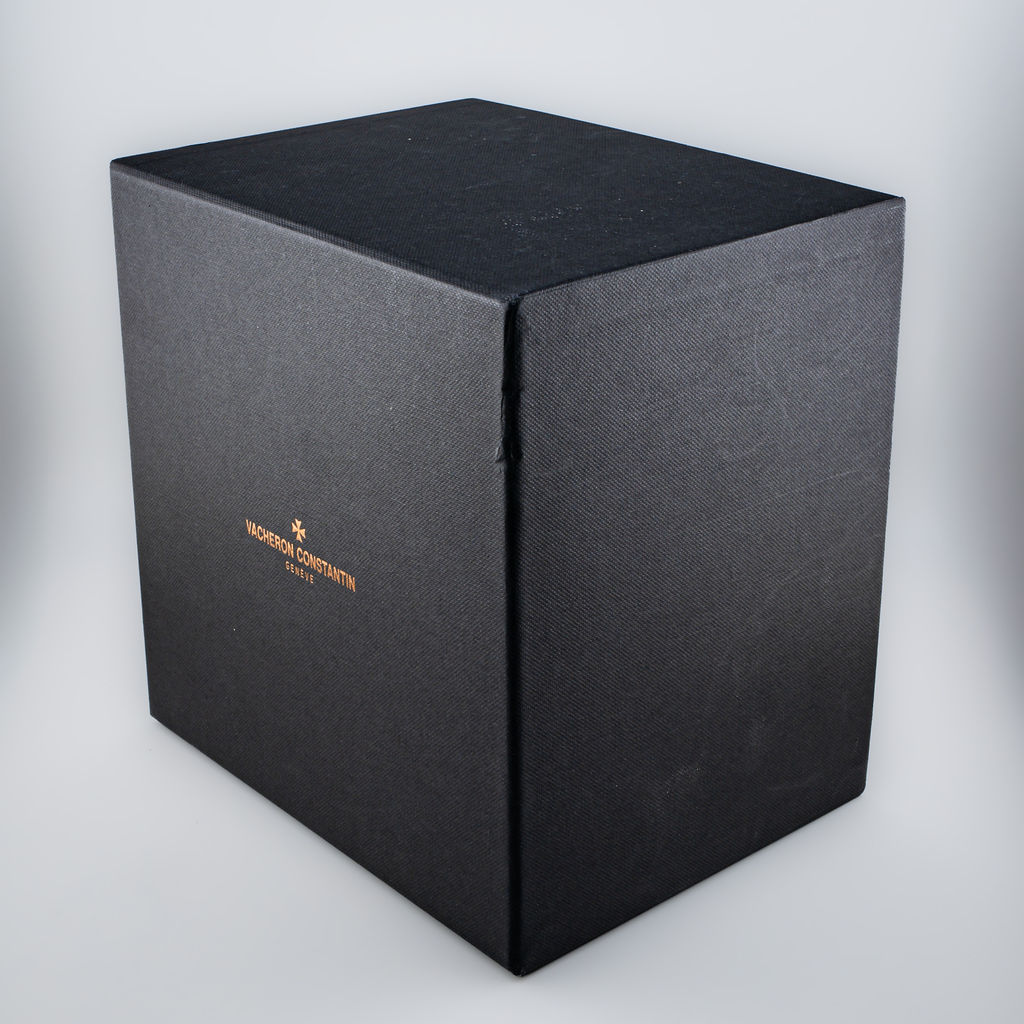 Pre-Owned Vacheron Constantin Overseas — Ref. 4500V/110A-B128