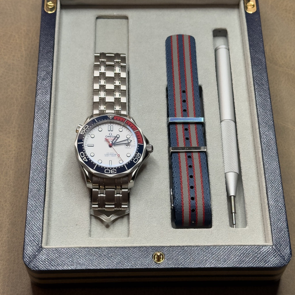 Omega Seamaster Diver 300M Commander's Watch — Ref. 212.32.41.20.04.001 — Limited Edition