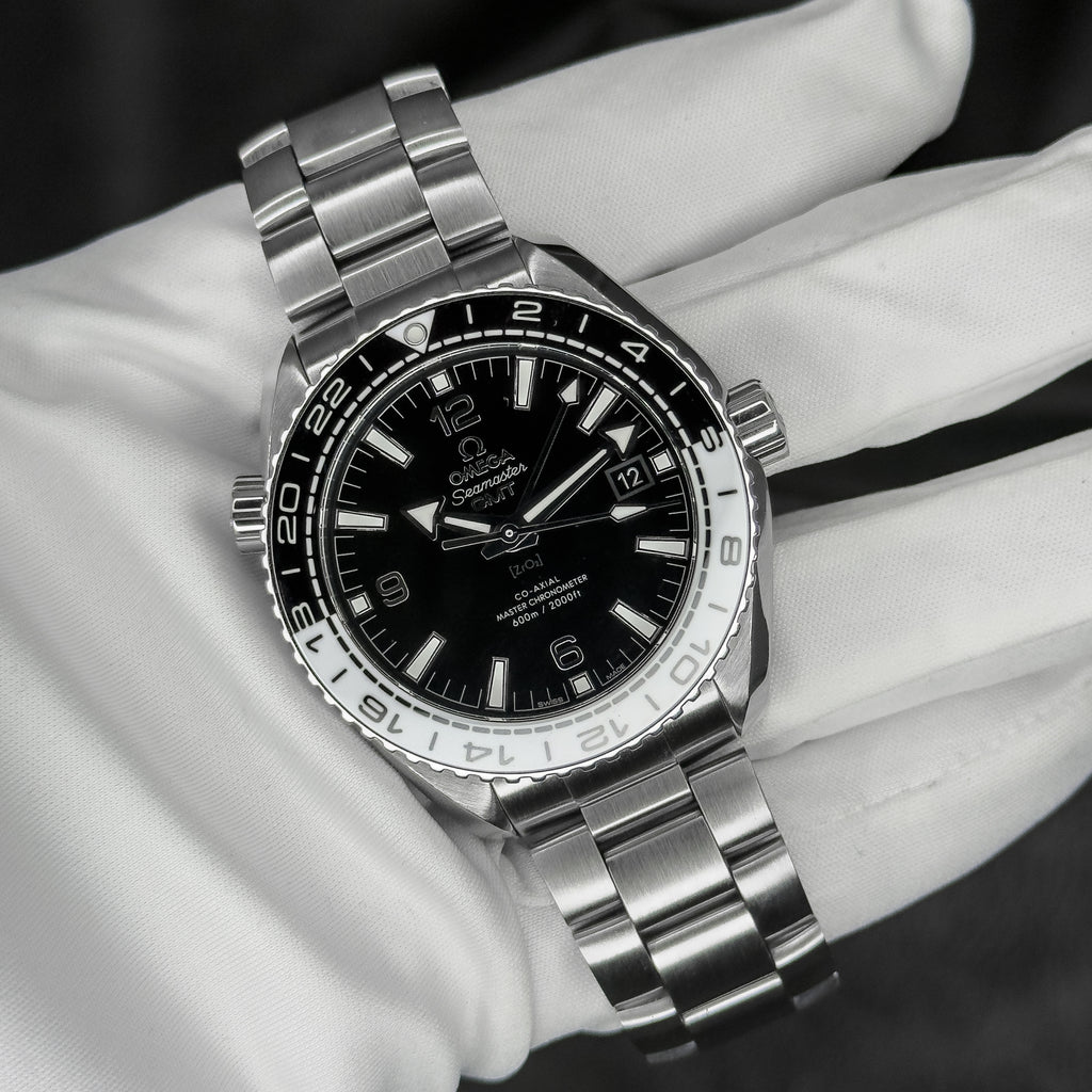 Pre-owned Omega Seamaster Planet Ocean 600M GMT Ref. 215.30.44.22.01.001 — The Crown & Crystal Chandler AZ