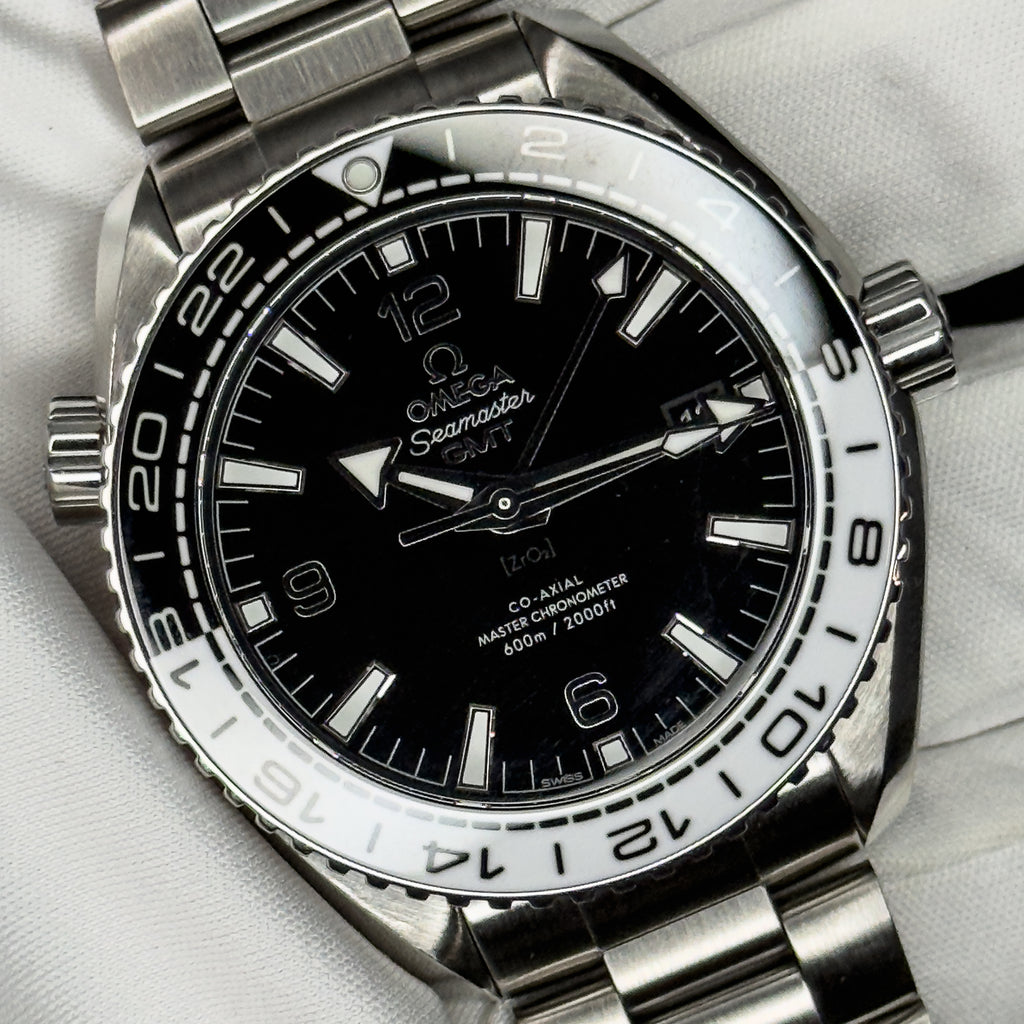 Pre-owned Omega Seamaster Planet Ocean 600M GMT Ref. 215.30.44.22.01.001 — The Crown & Crystal Chandler AZ